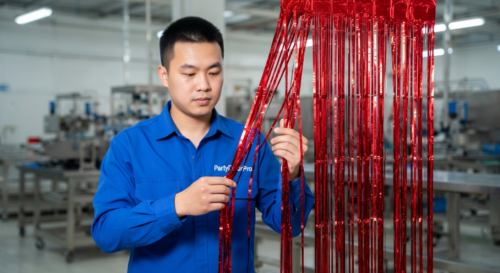 red fringe curtain Manufacturing Process 